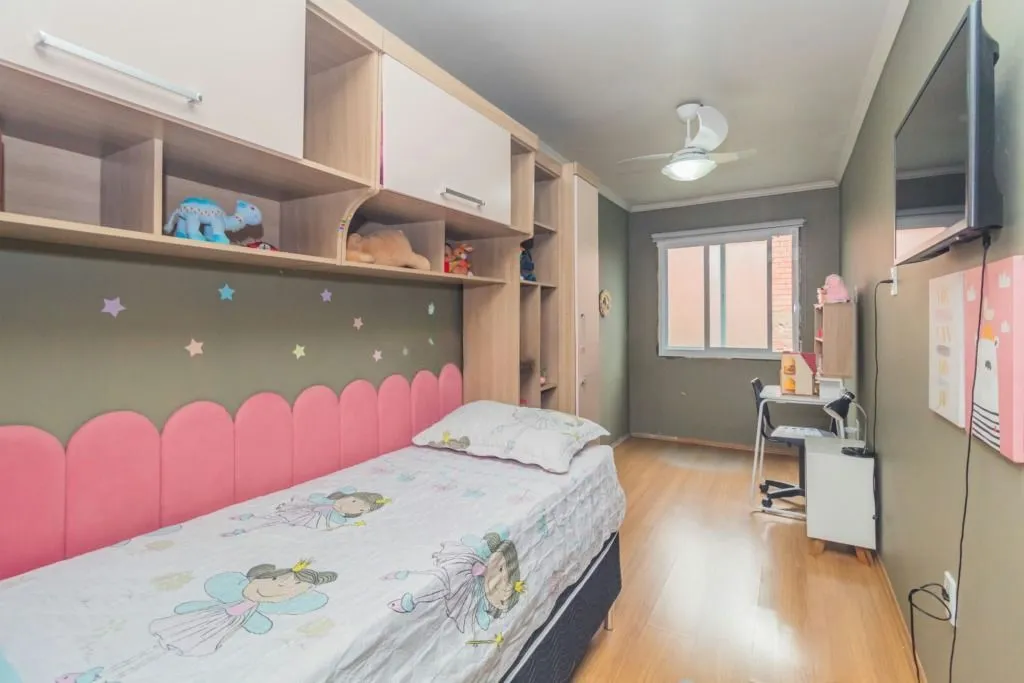 Imagem Encantadora casa com 175m², 03 dormitórios, Rua Paul Harris, Jardim Planato