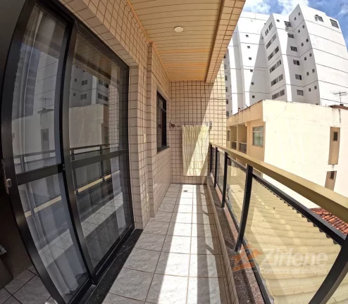 Imagem Apartamento 02 Quartos de fundos em prédio a beira mar.