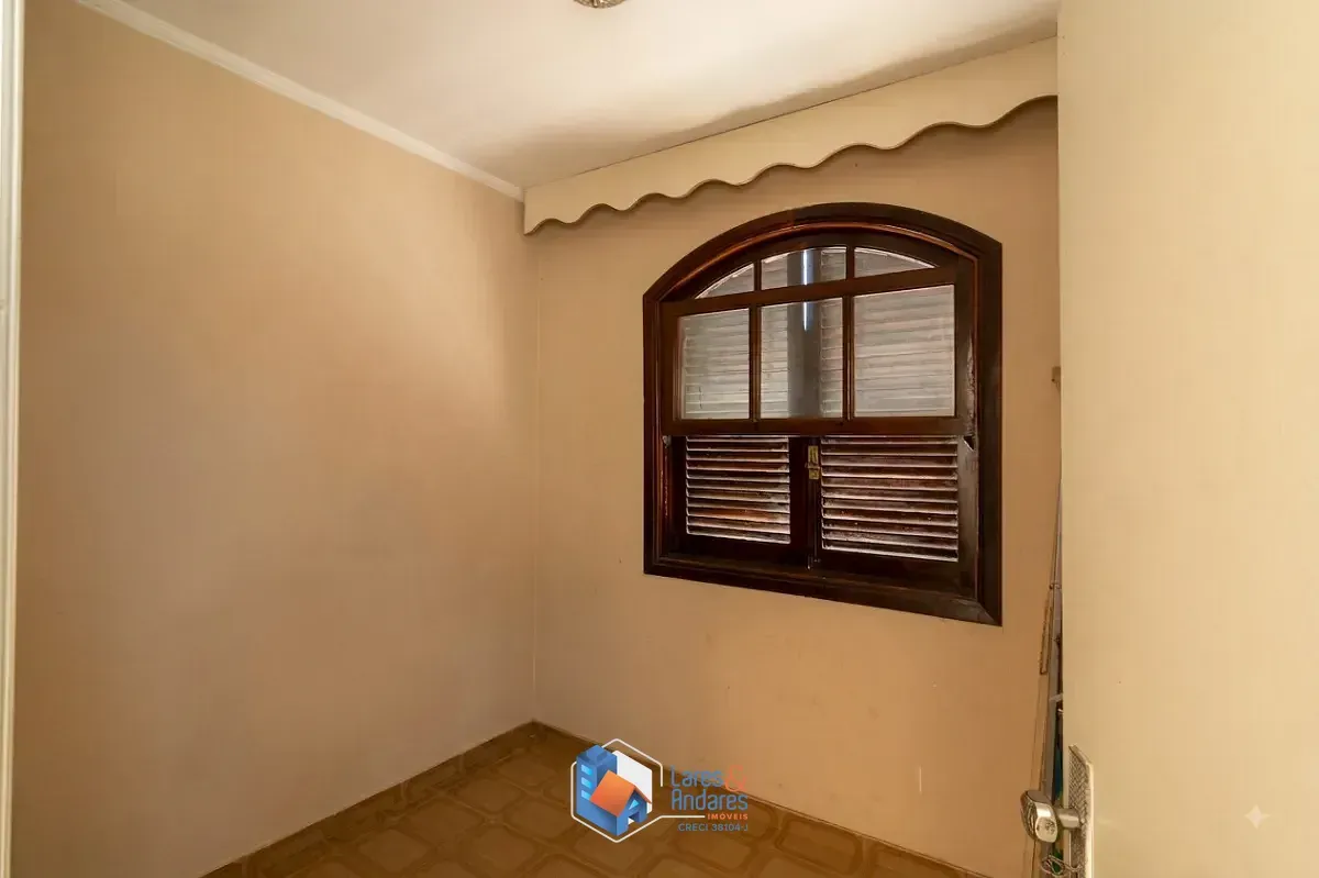 Imagem Sobrado para venda em Vila Santa Maria com 3 quartos, sendo 1 suíte, 166m²