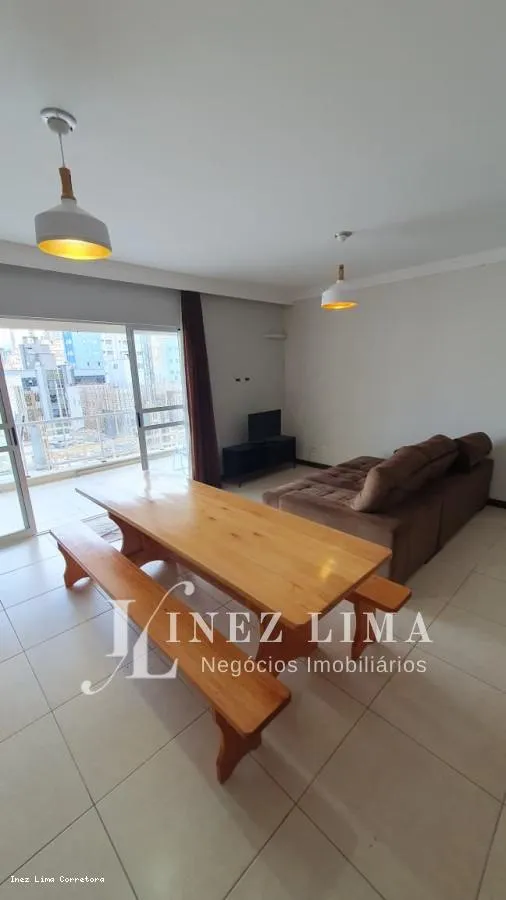 Imagem Apartamento 4 dormitórios para Locação em Itapema, Meia Praia, 4 dormitórios, 1 suíte, 2 banheiros, 2 vagas