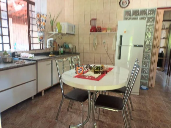 Imagem Chácara com 2 dormitórios à venda, 1000 m² por R$ 560.000 - Jardim Do Pinhal - Pinhalzinho/SP