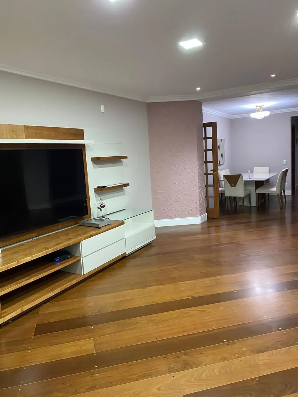 Imagem Apartamento à Venda Edifício Maxims, 4 quartos, suítes, 3 vagas, 238m²· Santo Antônio · São Caetano do Sul/SP