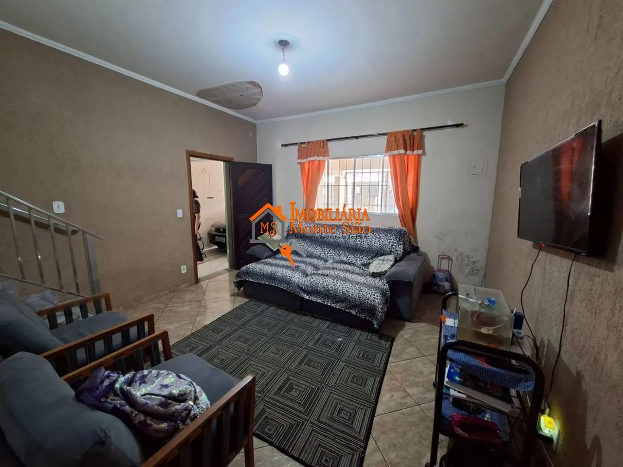Imagem Sobrado com 5 dormitórios à venda, 200 m² - Paraventi - Guarulhos/SP