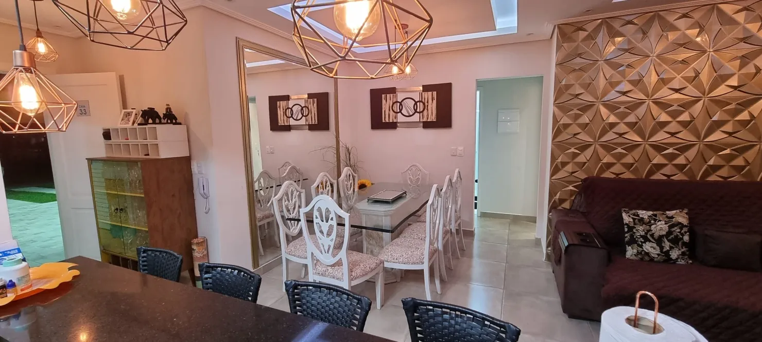 Imagem Casa Térrea Moderna e Funcional em Condomínio Fechado Próximo ao Centro com Jacuzzi, Churrasqueira e Mais