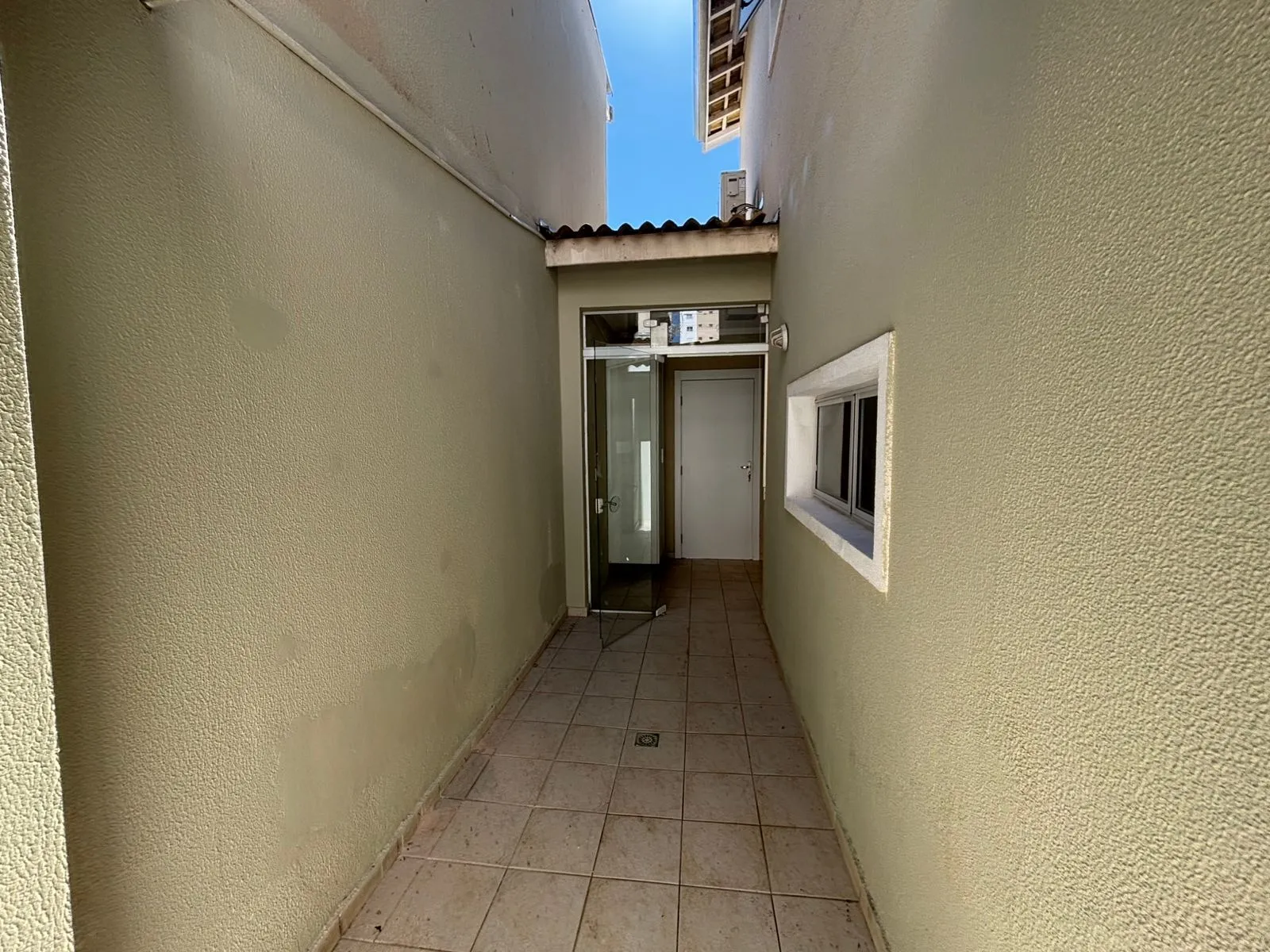 Imagem Casa de alto padrão à venda ou locação no Villa Campolim, Sorocaba, com 3 dormitórios, 1 suíte, 179 m² e 2 vagas no Parque Campolim