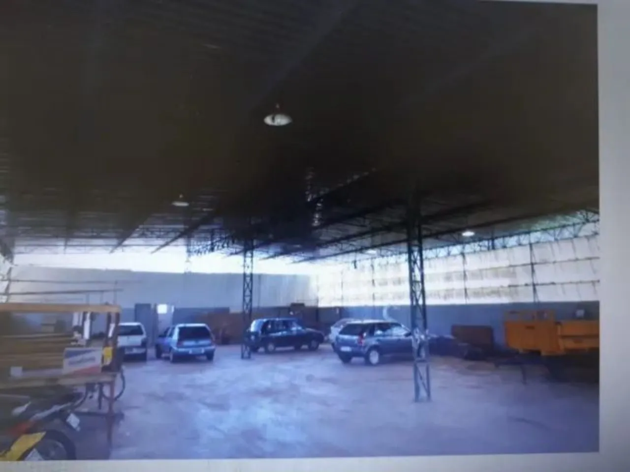 Imagem Oportunidade única: Galpão comercial à venda em Boituva-SP, com 1 sala, 1 banheiro, 1 vaga de garagem e 550m² de área.