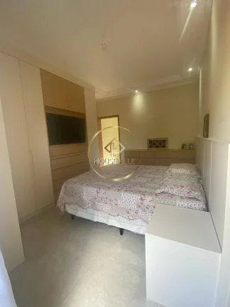 Imagem Casa Sobrado, 3 Dormitórios (sendo 1 suíte), 165m², Jardim das Industrias.