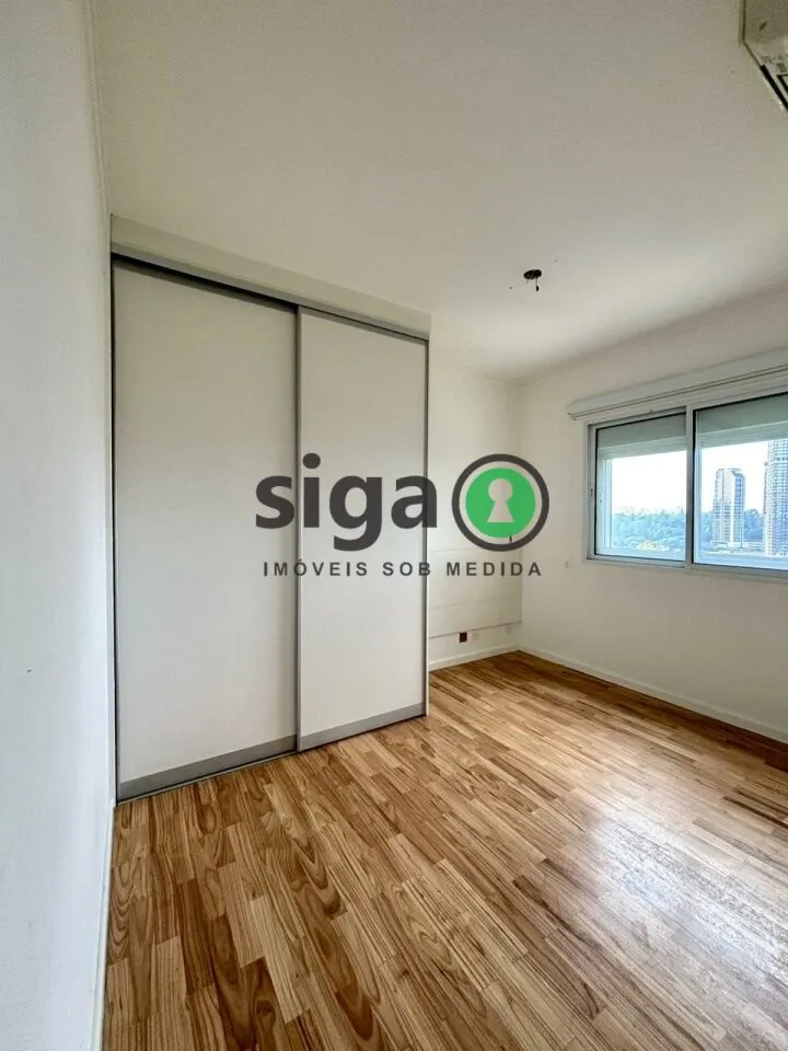Imagem Apartamento á Venda no Panamby com 4 suítes e 4 vagas