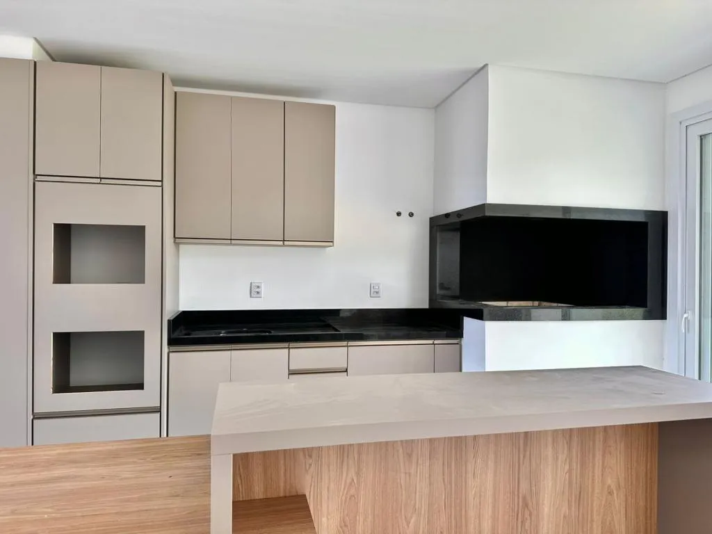Imagem Casa em Condominio 4 Dormitórios - Bairro xangri-la