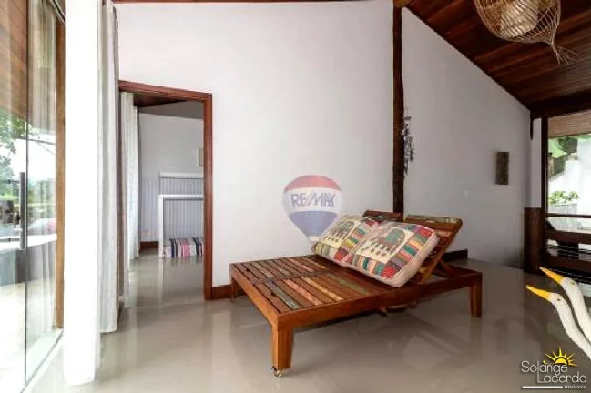 Imagem Pé na Areia - Lindo Sobrado - 3 Suítes + 3 Chalés de Madeira.