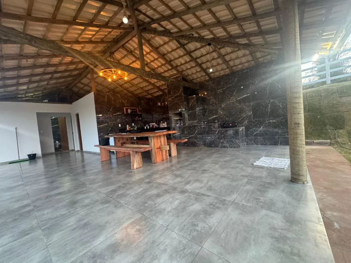 Imagem Vendo excelente chácara em Moeda/MG , com 1.000 m² de área,