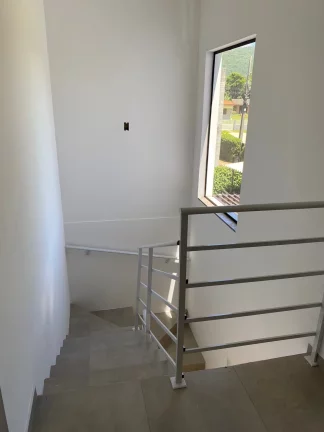 Imagem Encantadora Casa de 3 Quartos em Areias de Palhocinha, Garopaba-SC, Próxima ao Centro!