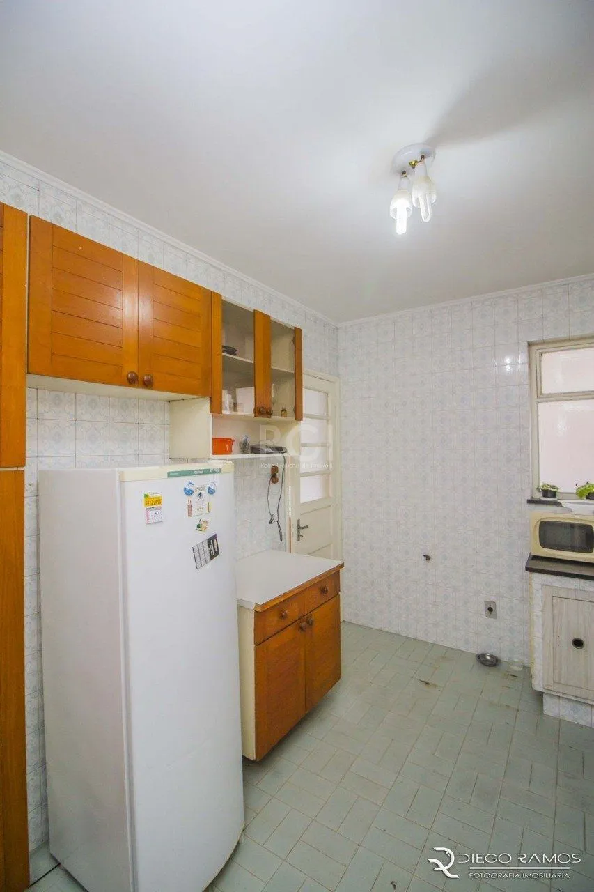 Imagem Apartamento para Venda - 96m², 3 dormitórios, 1 vaga - Menino Deus