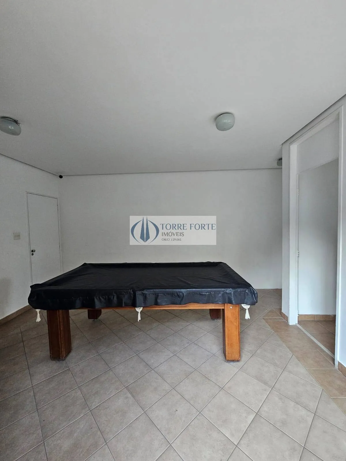 Imagem Lindo Apartamento mobiliado, 2 dormitórios na Vila Ré 