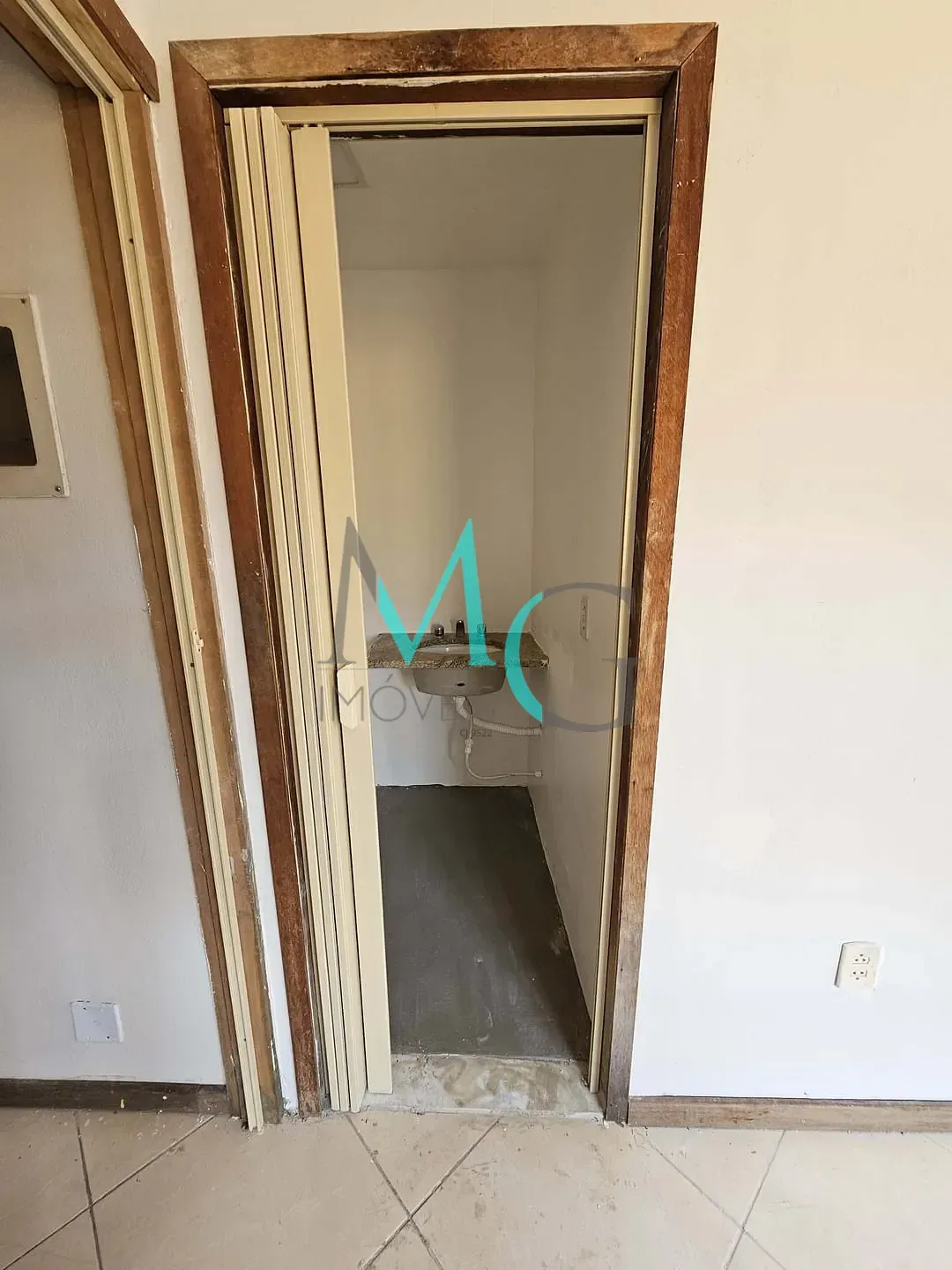 Imagem Casa 4 quartos para aluguel ou venda, 79m², R$ 2.100,00 ou R$ 330.000,00 em Campo Grande, Rio de Janeiro, RJ