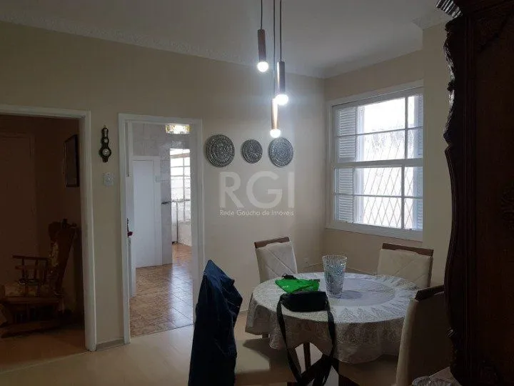 Imagem Apartamento para Venda - 115m², 3 dormitórios, Petrópolis