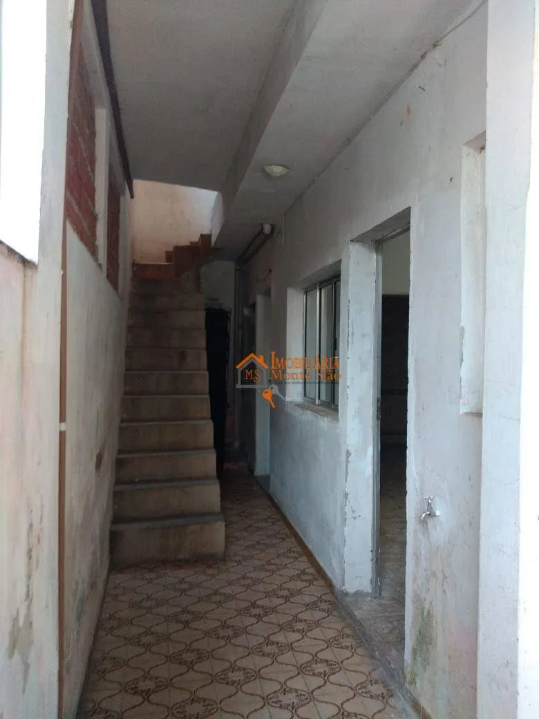 Imagem Sobrado com 3 dormitórios à venda, 250 m² por R$ 373.000,00 - Jardim IV Centenário - Guarulhos/SP