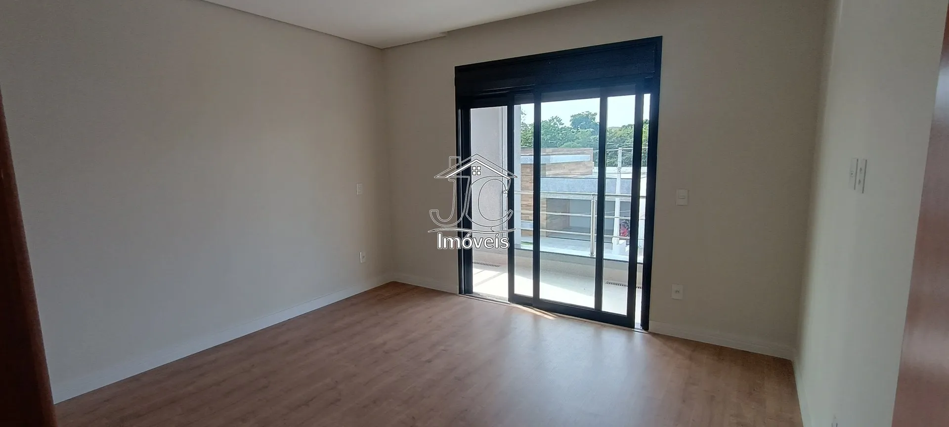 Imagem Casa com 3 suítes no condomínio Portal do Jequitiba-Valinhos