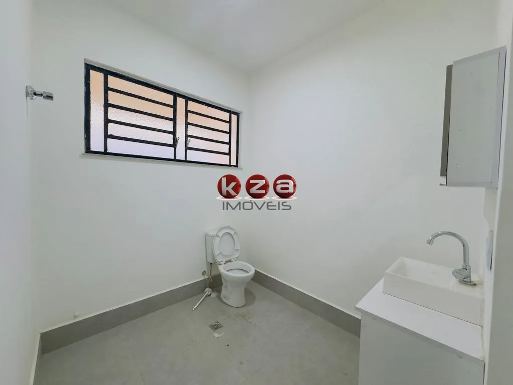 Imagem Casa Comercial térrea para Locação, Nova Valinhos, Valinhos-SP: 5 salas, 4 Banheiros, 6 Vagas, 393 m².