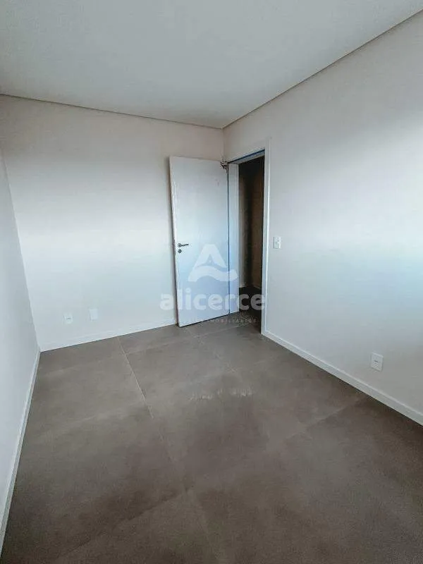 Imagem Apartamento vista mar l 2 dormitórios, 1 suíte l 73,32m² l Ipiranga - São José/SC