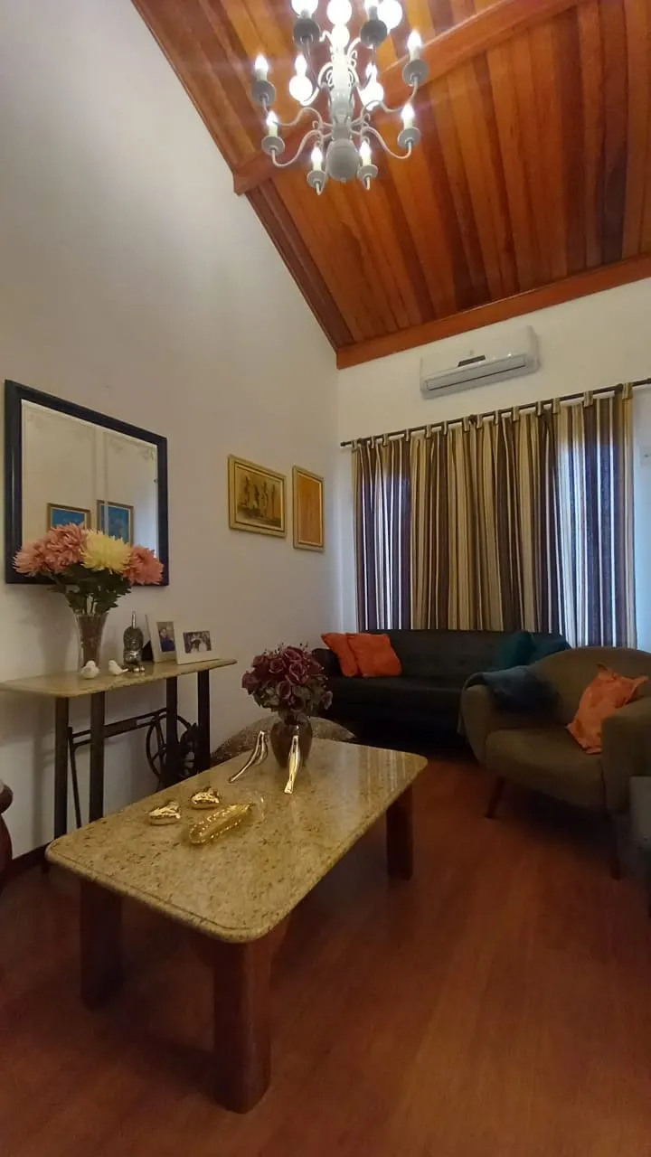 Imagem Casa à venda 4 Quartos, 1 Suite, 250M², Esplanada Independência, Taubaté - SP