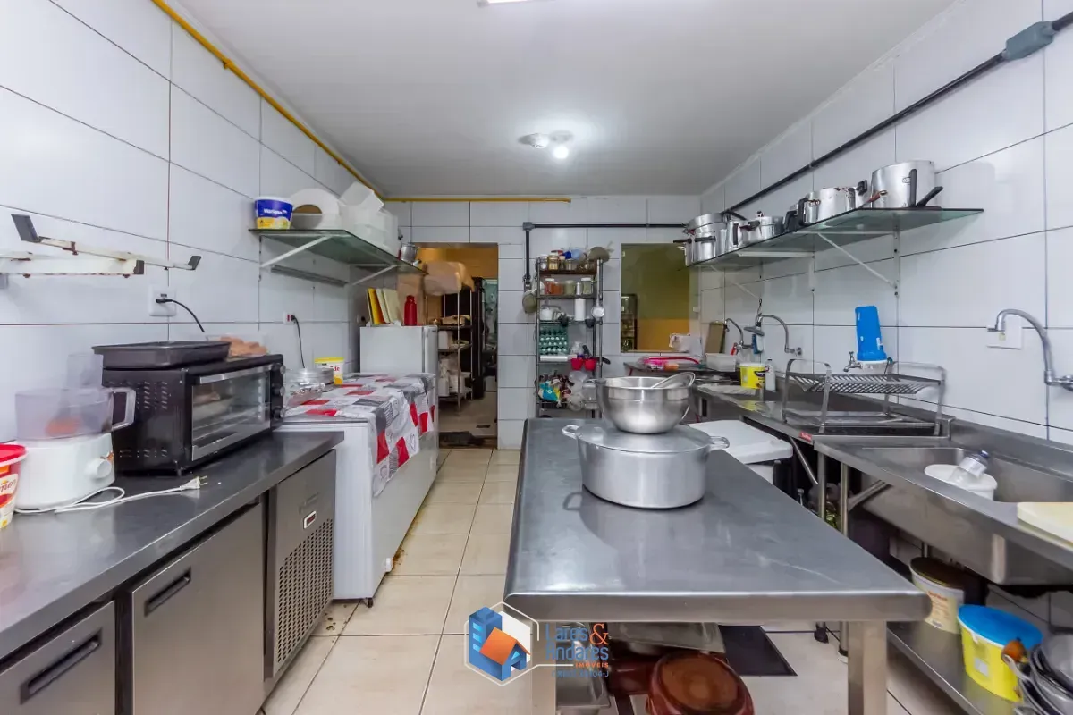 Imagem Casa comercial para venda em Itaquera, 100m²