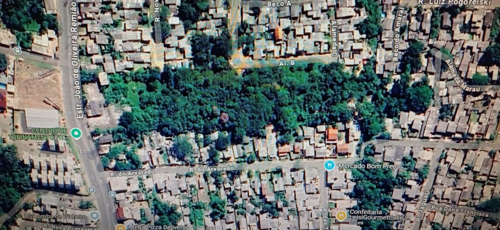 Imagem Magnífico terreno 6.705m² na Estrada João de Oliveira Remião.