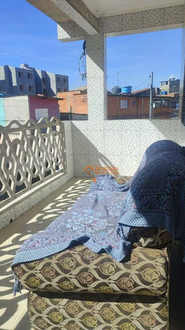 Imagem Sobrado com 4 dormitórios à venda, 125 m² por R$ 413.400,00 - Jardim São Domingos - Guarulhos/SP