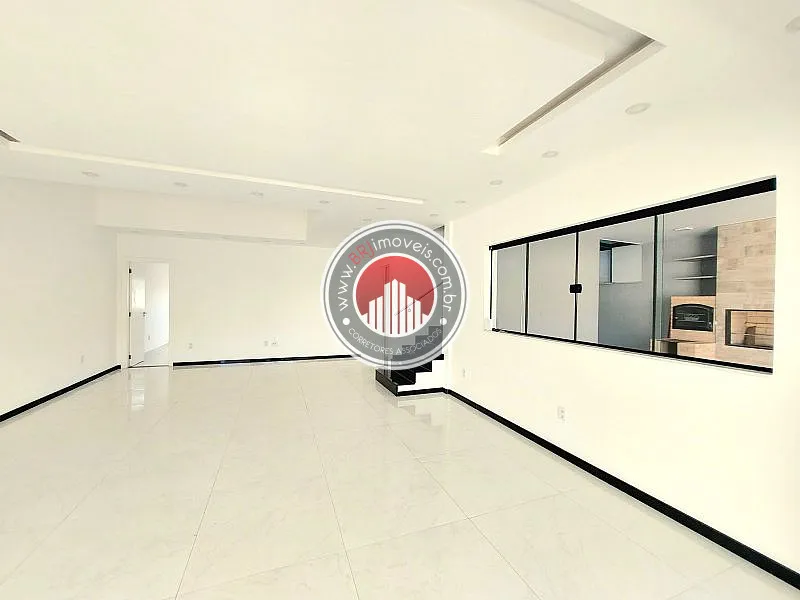 Imagem Casa a Venda no bairro Recreio dos Bandeirantes - Rio de Janeiro, RJ