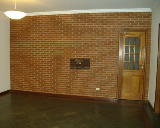 Imagem ITU EXCELENTE CHÁCARA TERRENO 2.500,00 M A/C 540,00 M 3 DORMITÓRIOS SENDO 1 DELES SUÍTE BANHEIRO SOCIAL SALA 3 AMBIENTES LAZER CASA HÓSPEDES
