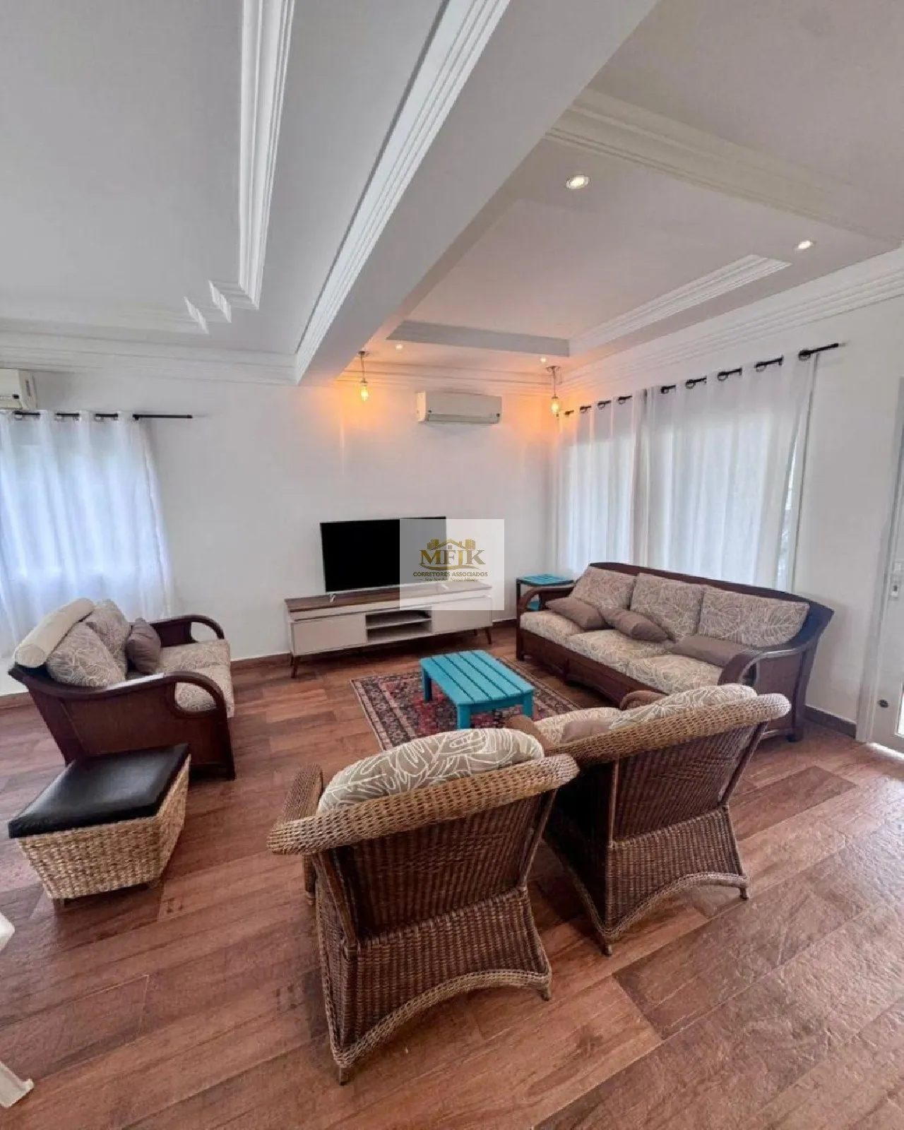 Imagem Casa com 4 quartos e 360 m² à venda em Atami Sul