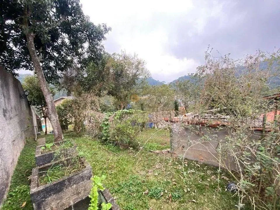 Imagem Terreno para Venda em Teresópolis / RJ no bairro Pimenteiras