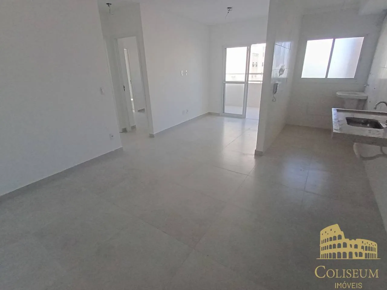 Imagem Apartamento com 2 dormitórios para alugar, 61 m² por R$ 3.300/mês - Guilhermina - Praia Grande/SP
