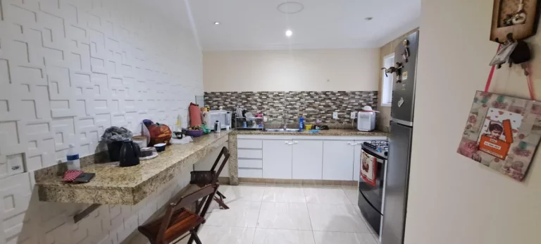 Imagem Casa para Venda em Teresópolis, Golfe, 3 dormitórios, 2 suítes, 4 banheiros, 2 vagas