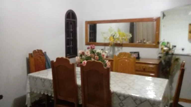 Imagem Sobrado com 3 dormitórios à venda, 308 m² por R$ 500.000,00 - Jardim Santa Helena - Poá/SP