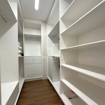 Imagem Cobertura 100% mobiliada | Centro | 3 quartos (3 suítes) | 225m²