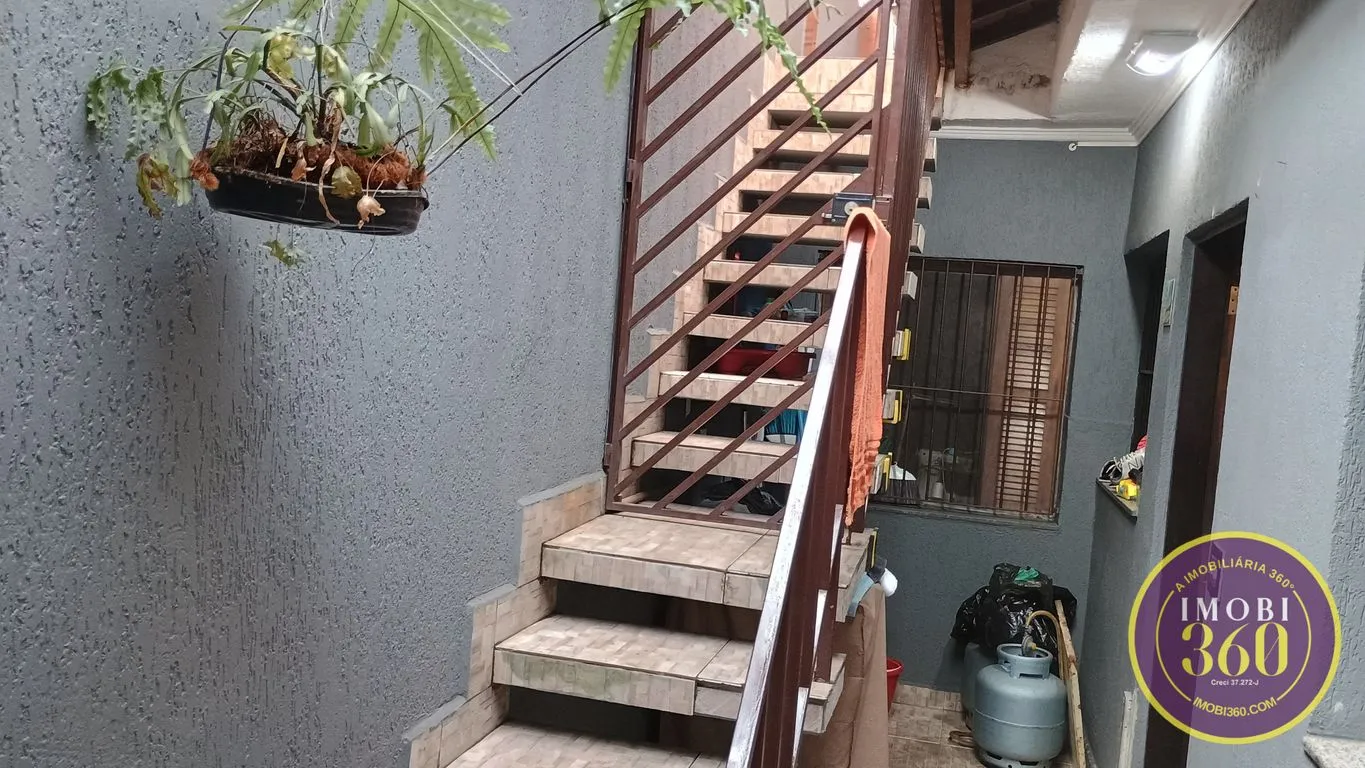 Imagem Casa com 02 dormitórios sendo 01 suíte com 02 vaga de garagem na Vila Matilde.