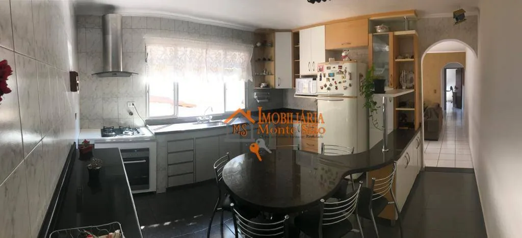 Imagem Sobrado com 6 dormitórios à venda, 257 m² por R$ 720.000,00 - Jardim Santa Clara - Guarulhos/SP