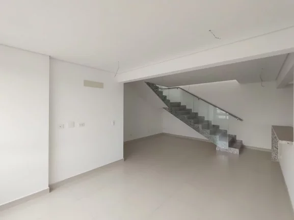 Imagem Apartamento Cobertura Duplex*O piso inferior conta com sala para dois ambientes, banheiro social, 3 ...