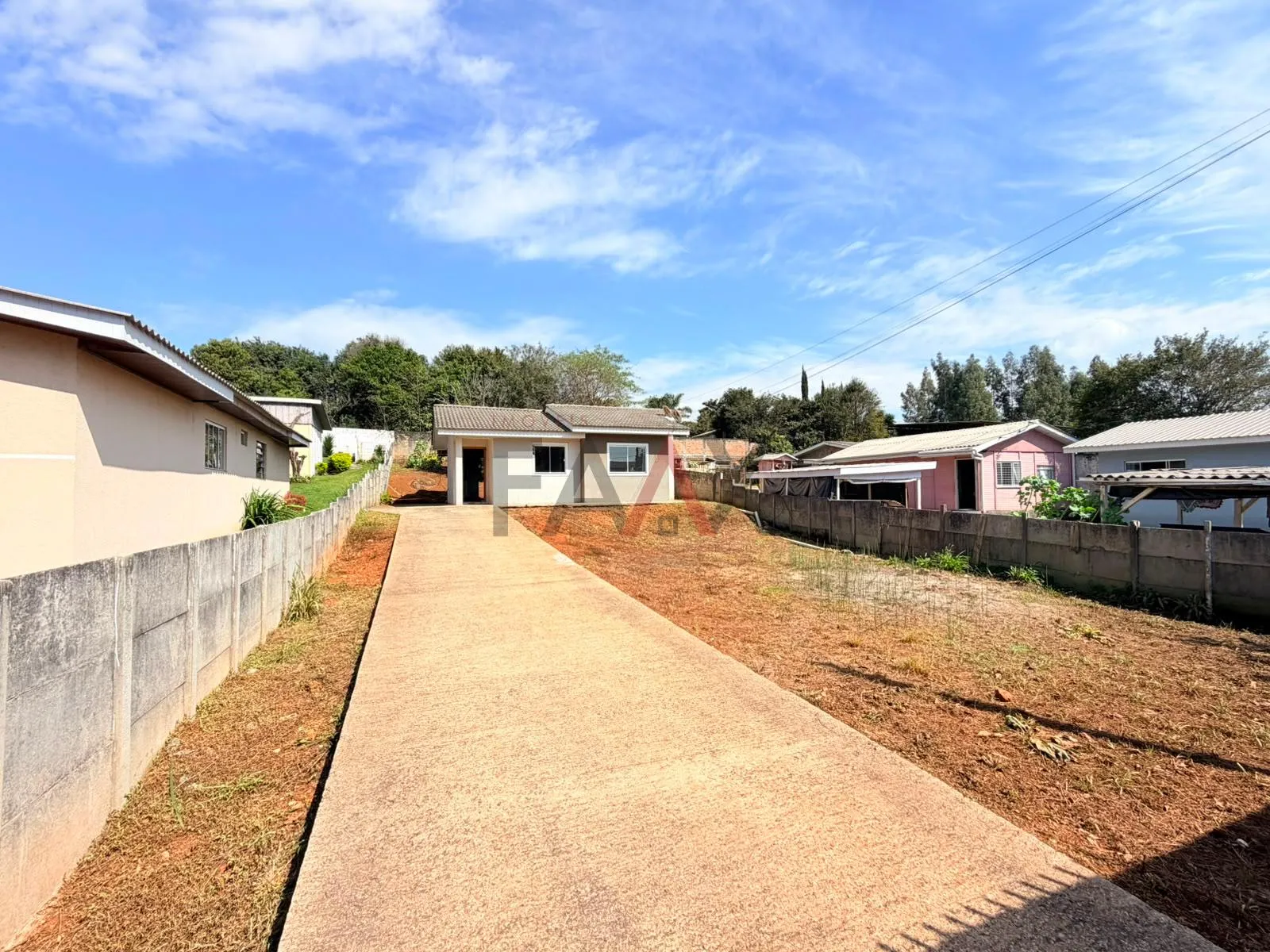Imagem Casa à Venda no Bairro Vila Carli | Amplo Terreno de 630 m²
