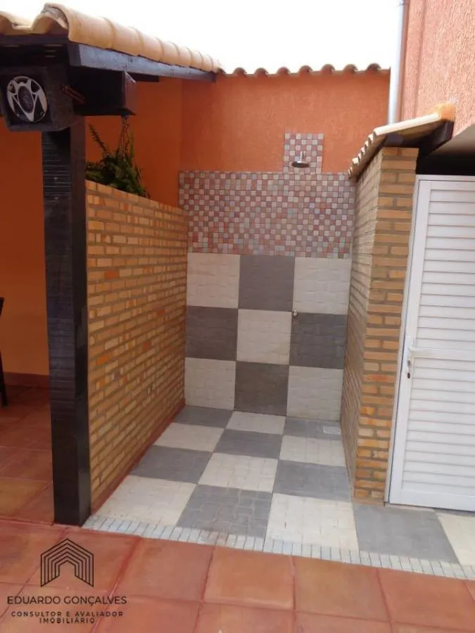 Imagem Excelente Pousada para Venda no bairro Itaúna, localizado na cidade de Saquarema / RJ.