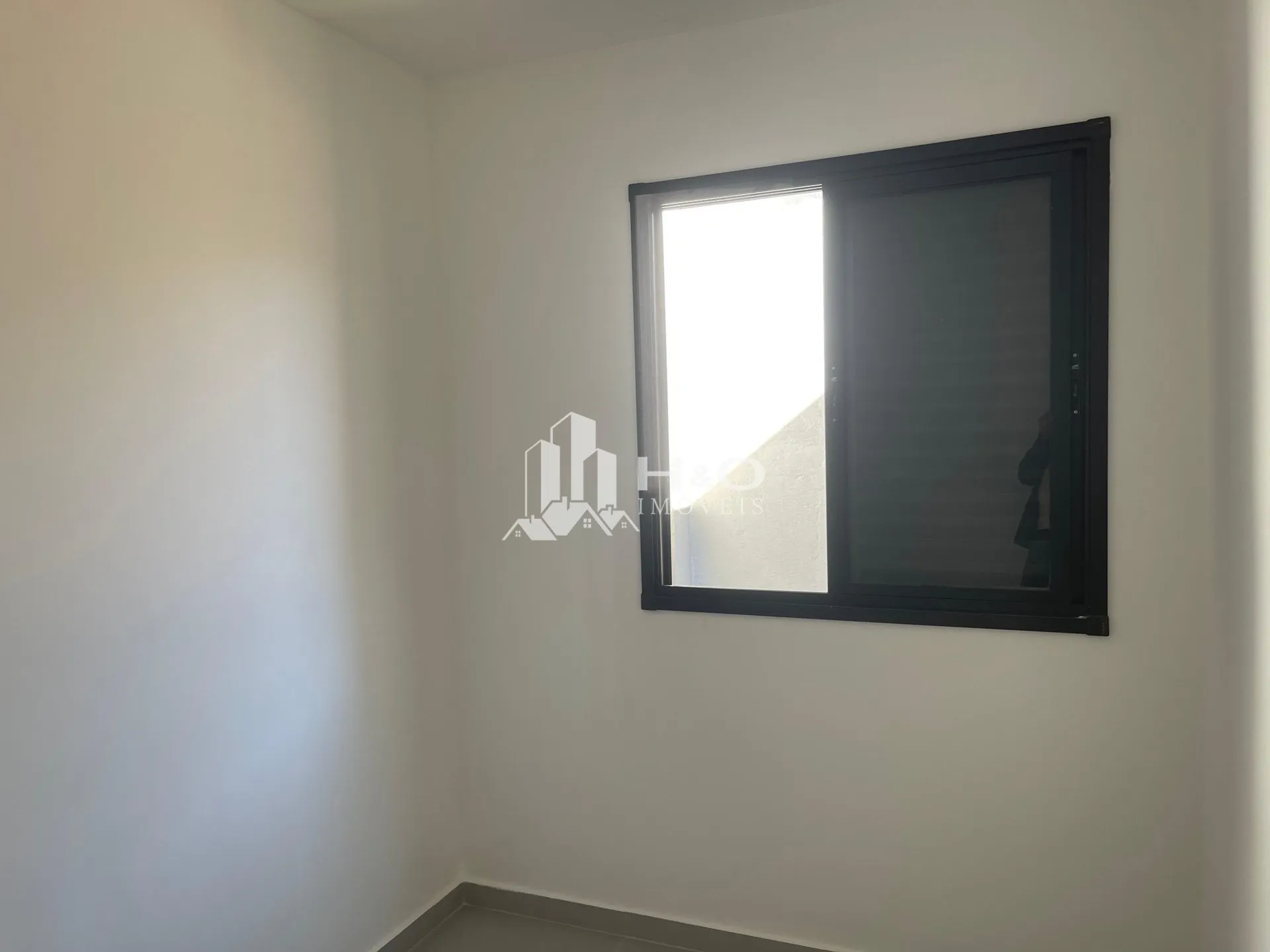 Imagem Apartamento à venda na Vila Carrão - 2 dormitórios - à partir de 250.000,00, a 200m da futura estação do metro