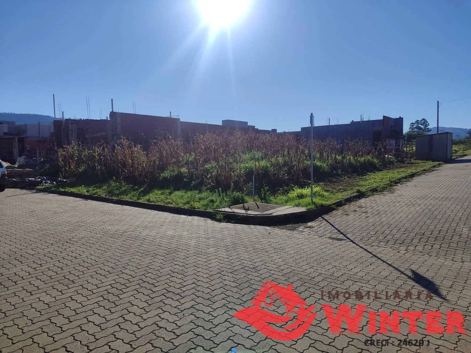 Foto do imóvel Terreno de esquina com 390,00m² em morro tico tico.