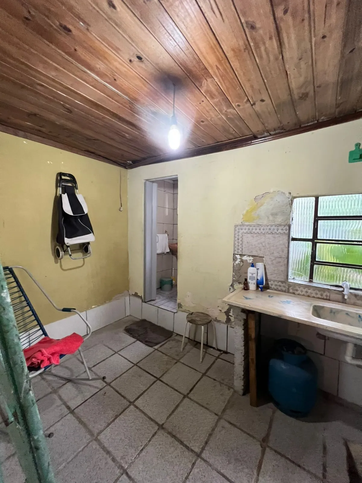 Imagem Casa no bairro Guarujá - Zona Sul de Porto Alegre