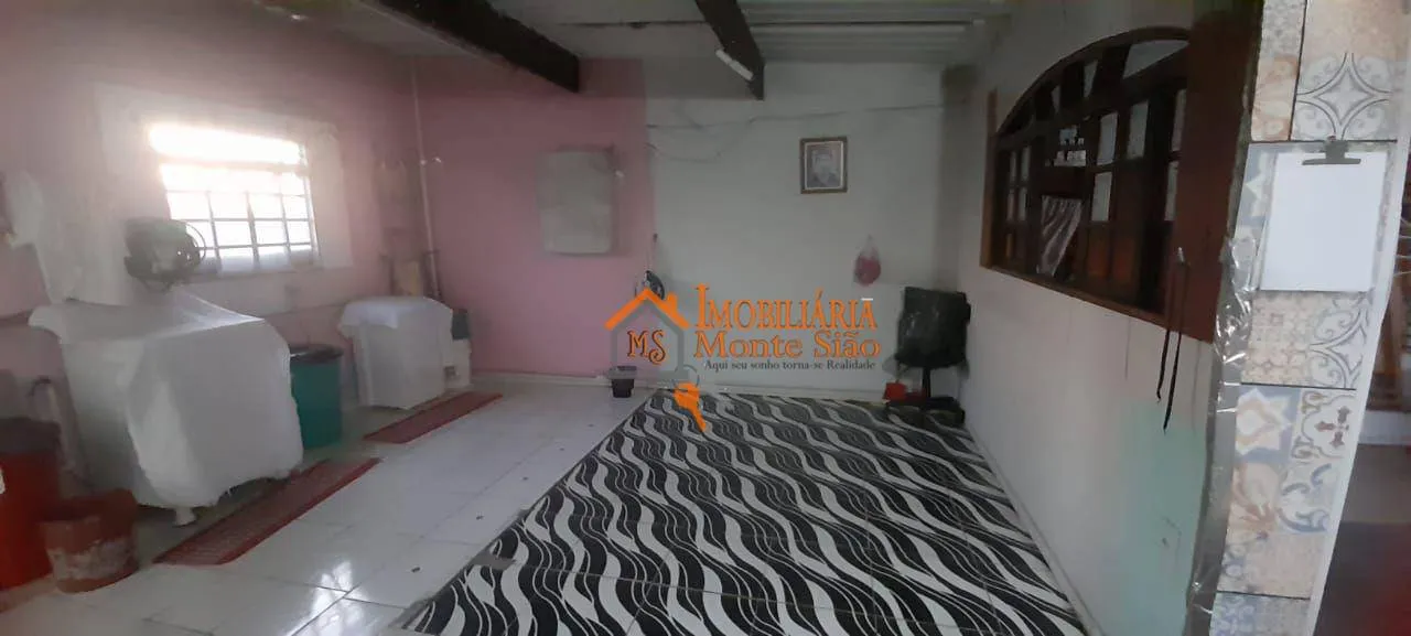Imagem Casa com 2 dormitórios à venda, 190 m² por R$ 620.000,00 - Vila Maricy - Guarulhos/SP