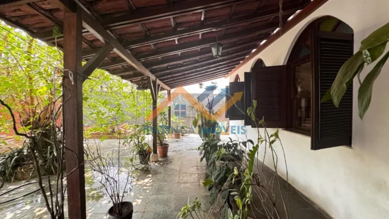 Imagem Casa grande no bairro Iguaçu