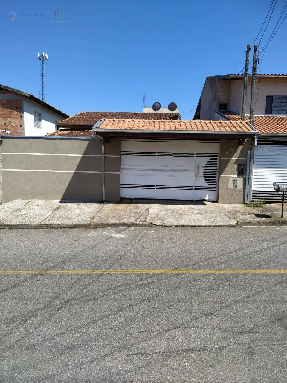 Foto do imóvel Linda Casa com Suíte, Escritório e Garagem Coberta em Ótima Localização