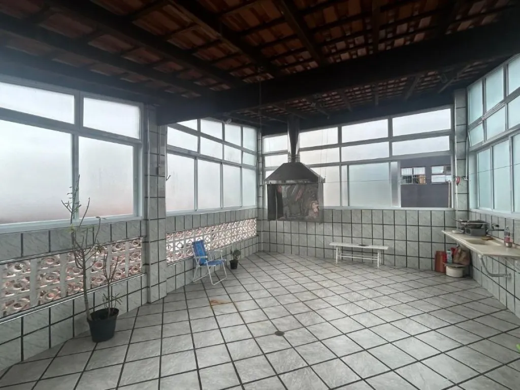 Imagem CASA COM 121,60 m² - TUPI - PRAIA GRANDE SP
