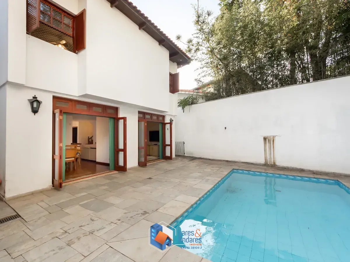 Imagem Sobrado para venda em Vila Sônia com 4 quartos, sendo 2 suítes, 301m²