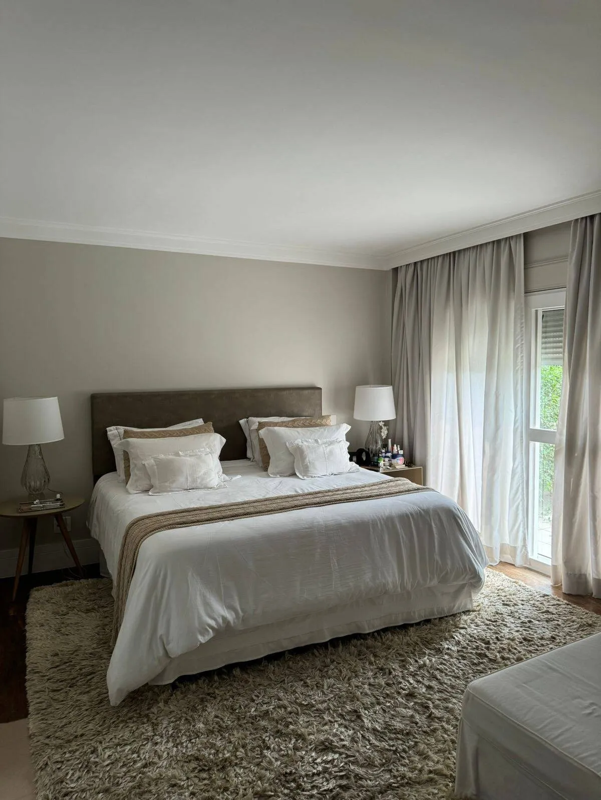 Imagem Oportunidade: Sobrado Mobiliado no Alphaville Residencial Dois